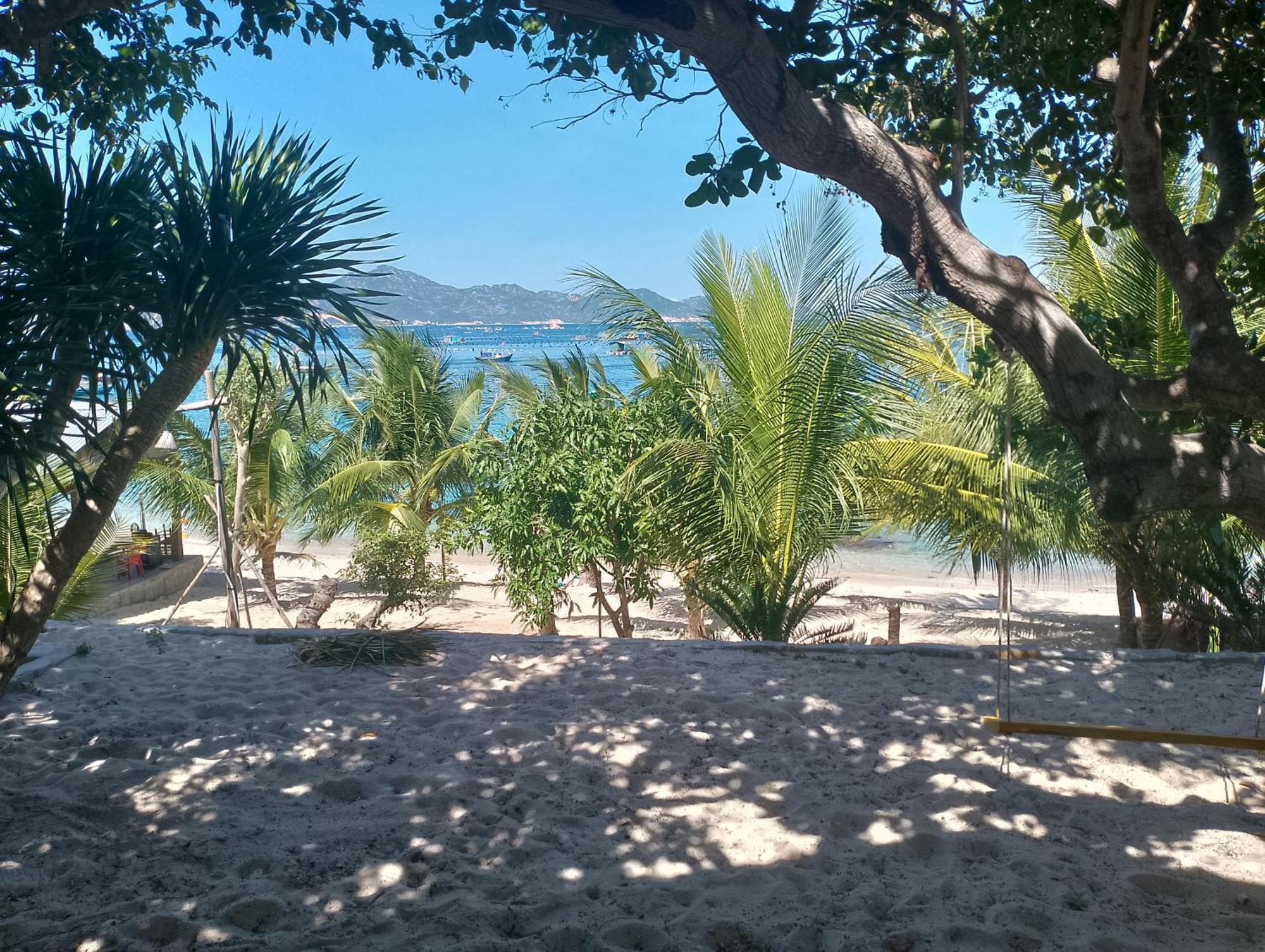 Hotel The Sunrise Anh Tu Cam Ranh Exterior foto